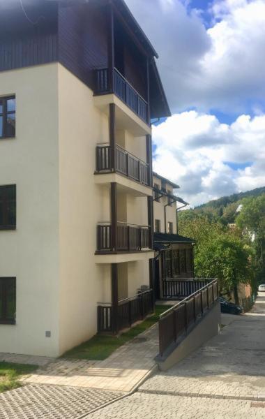 Gold Apartments Your Holiday Home Rodzinny 27 Krynica Zdroj Exterior photo